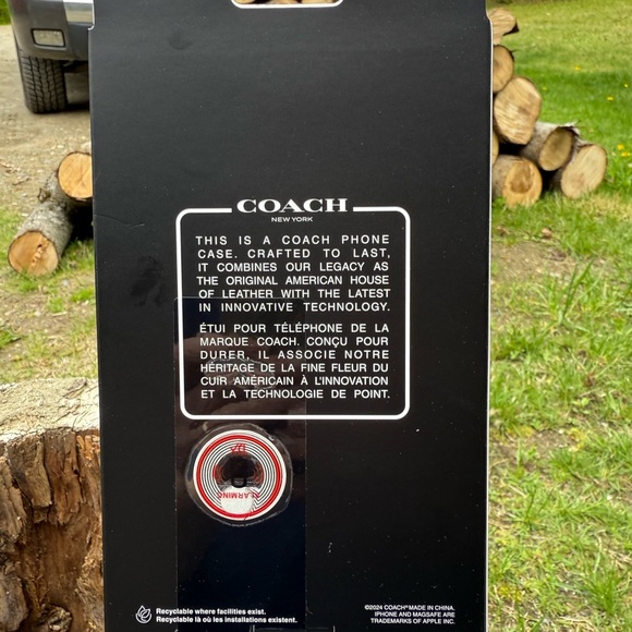 Coach 16 Pro Phone Case - Picture 4 of 4